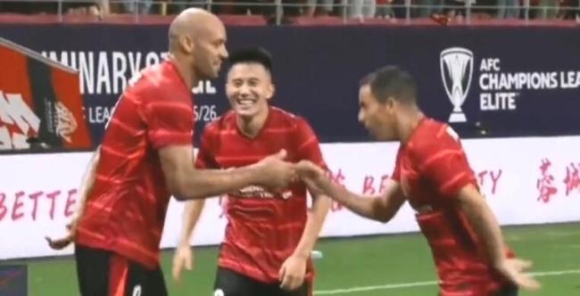 上海申花壮志凌云，全面发起攻势争冠