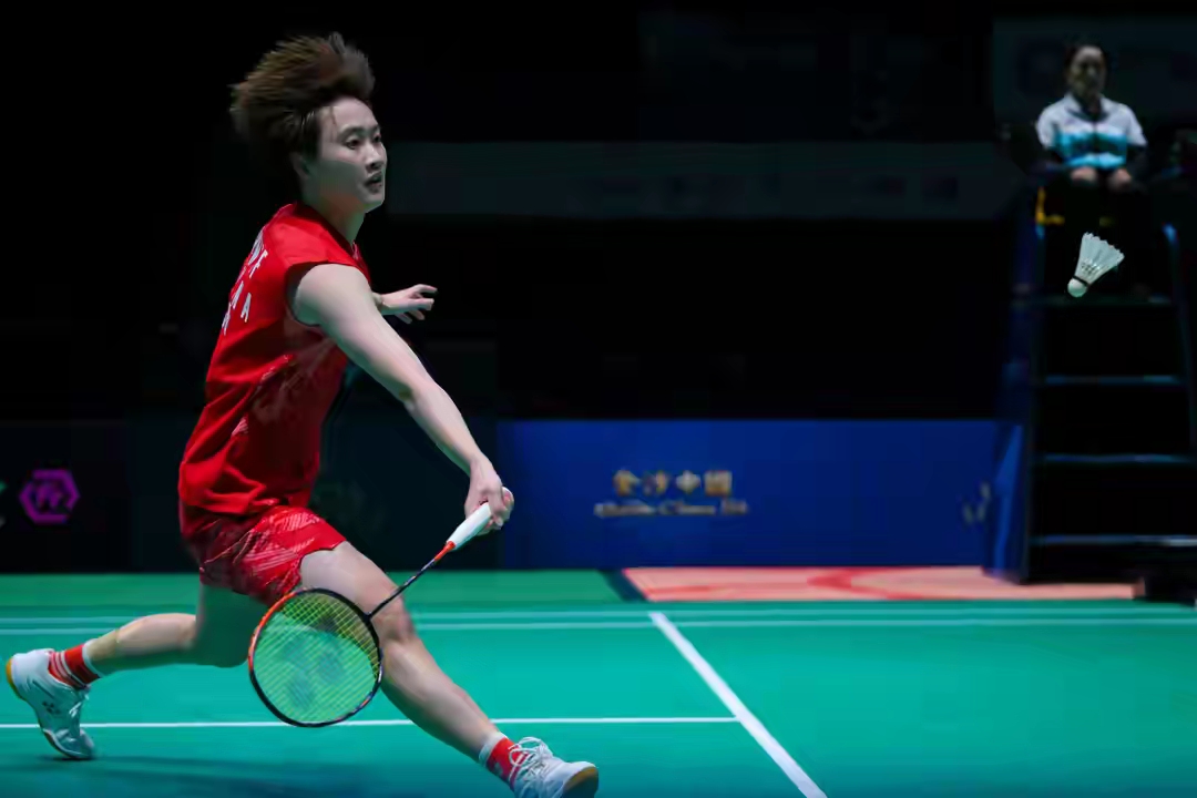 世俱杯直播-日本队险胜丹麦队,陈雨菲惊艳四座