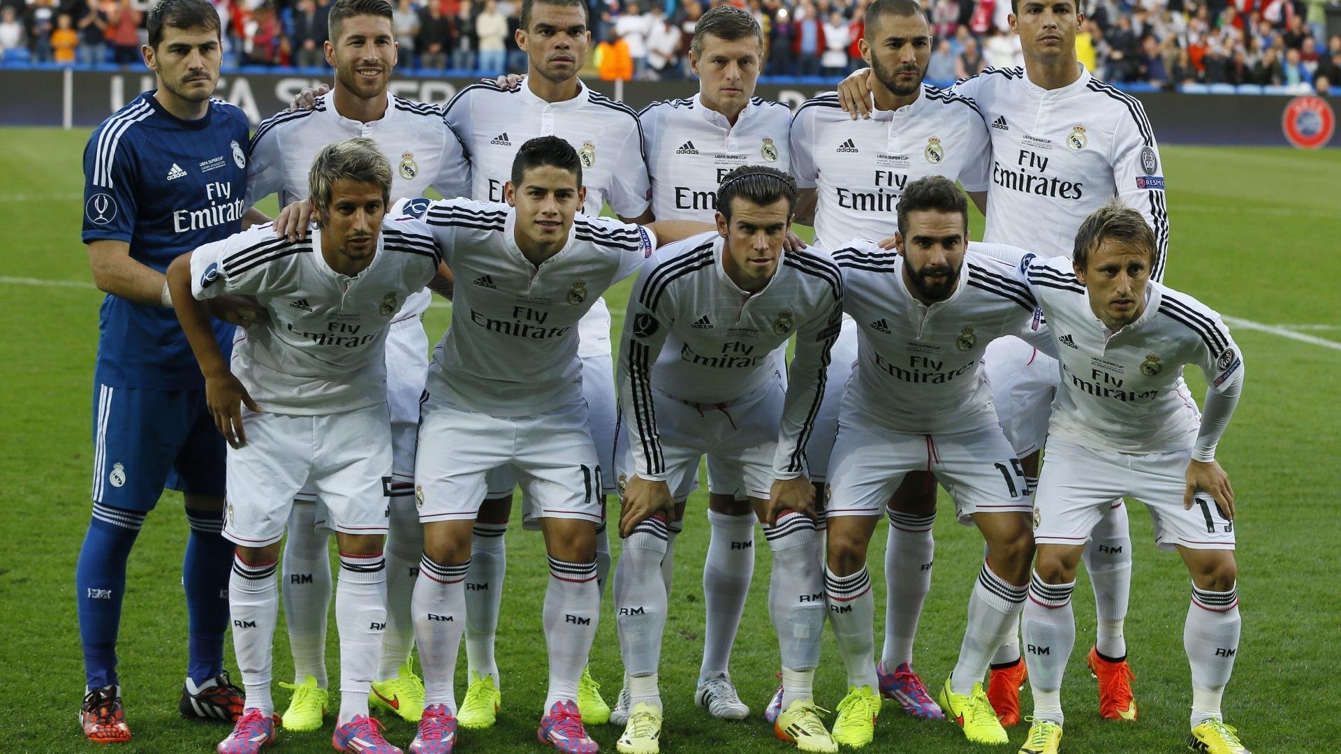 世俱杯奖金-跨界接管,莱万化身F1车手,在欧冠赛道瑞士弯碾压雷恩